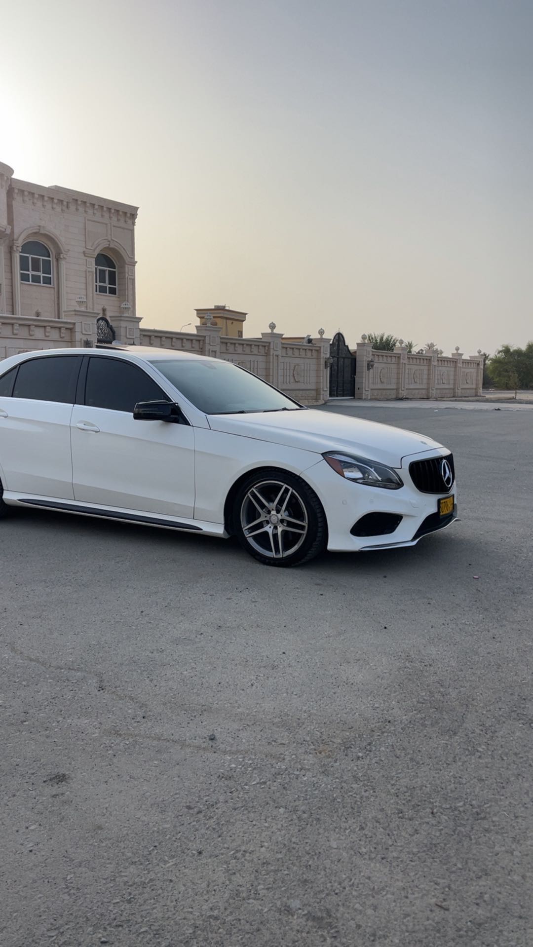 Car Image 2014 MERCEDES E Class 350