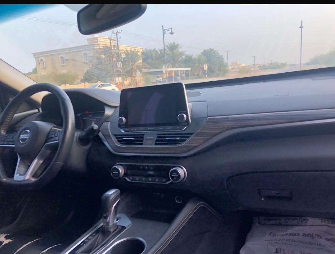 Car Image 2019 NISSAN ALTIMA SL