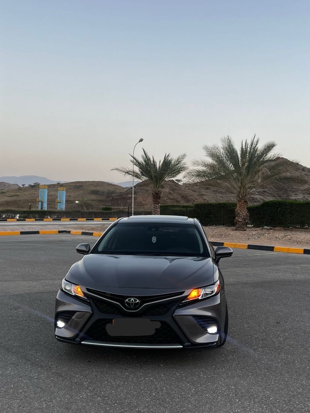 Car Image 2018 TOYOTA CAMRY SE