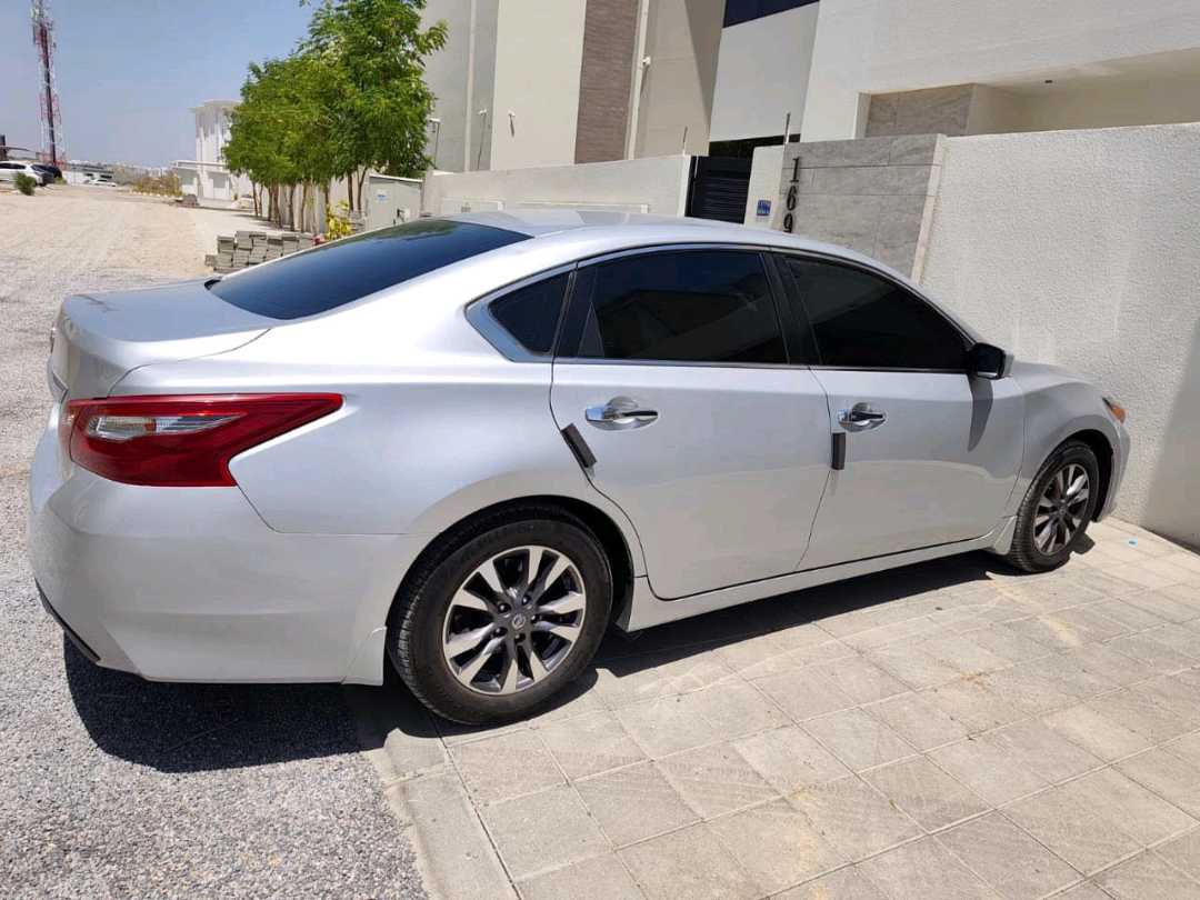 Car Image 2018 NISSAN ALTIMA S