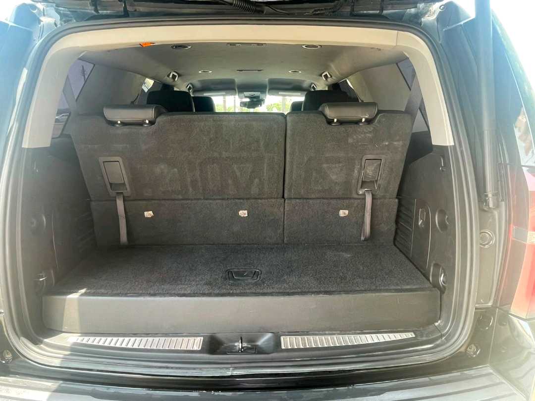 Car Image 2019 CHEVROLET TAHOE 
