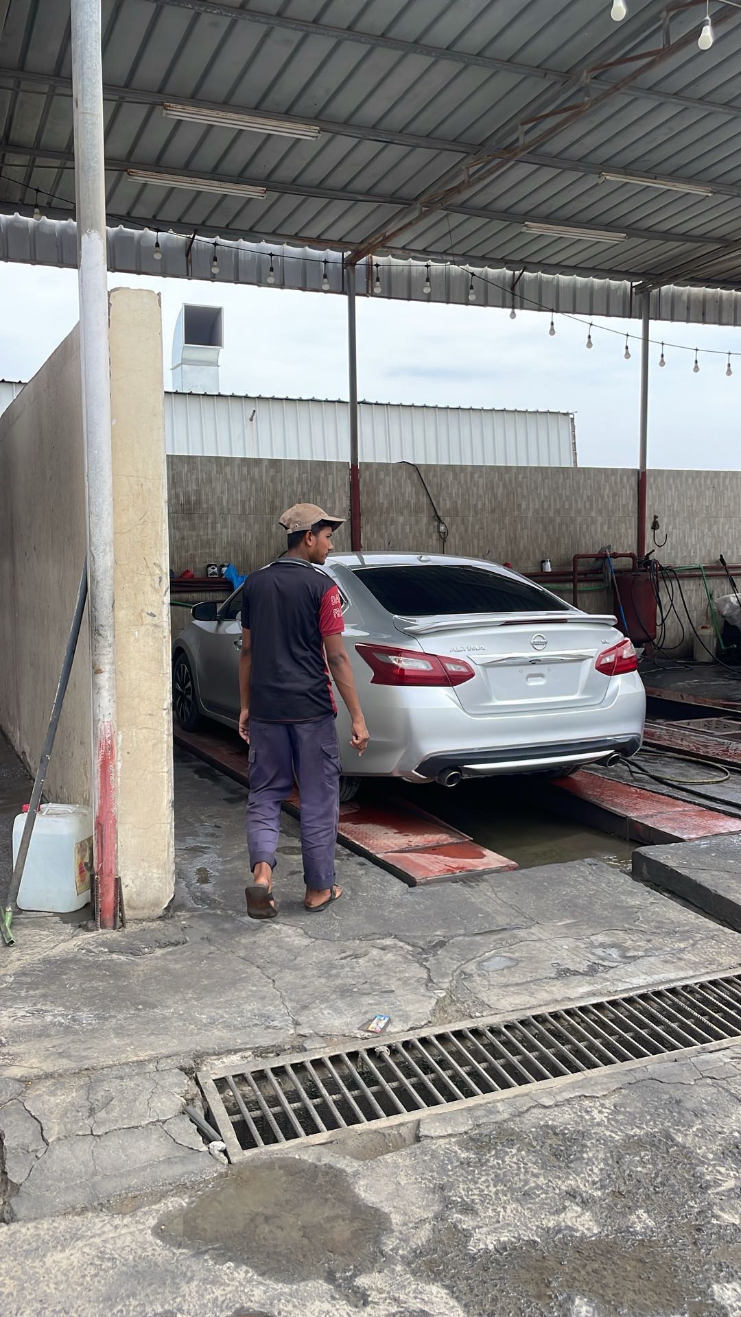 Car Image 2018 NISSAN ALTIMA SL