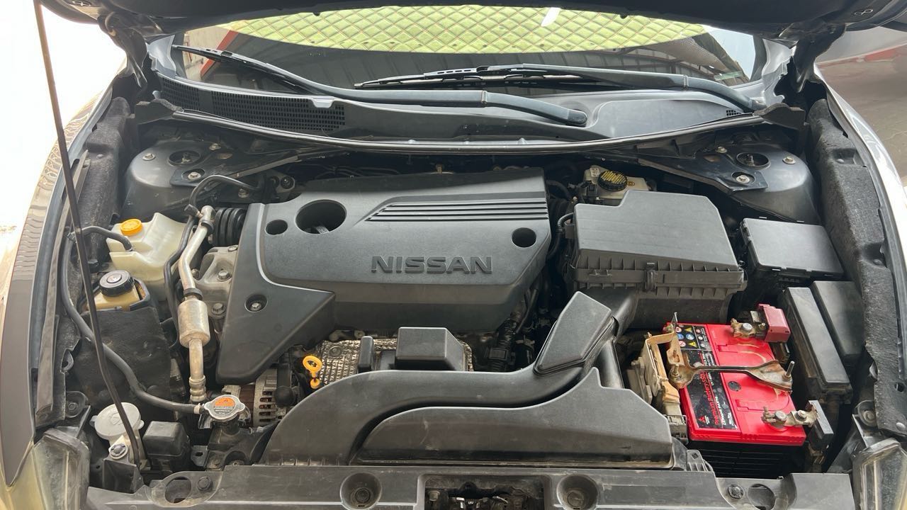 Car Image 2018 NISSAN ALTIMA SL
