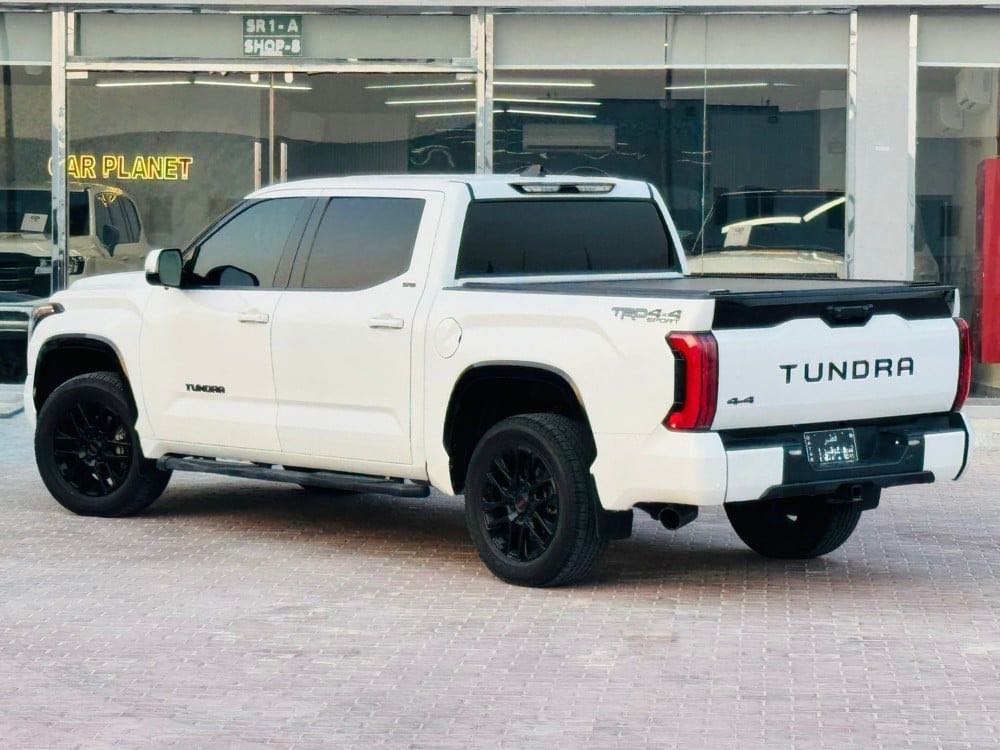 Car Image 2022 TOYOTA TUNDRA 
