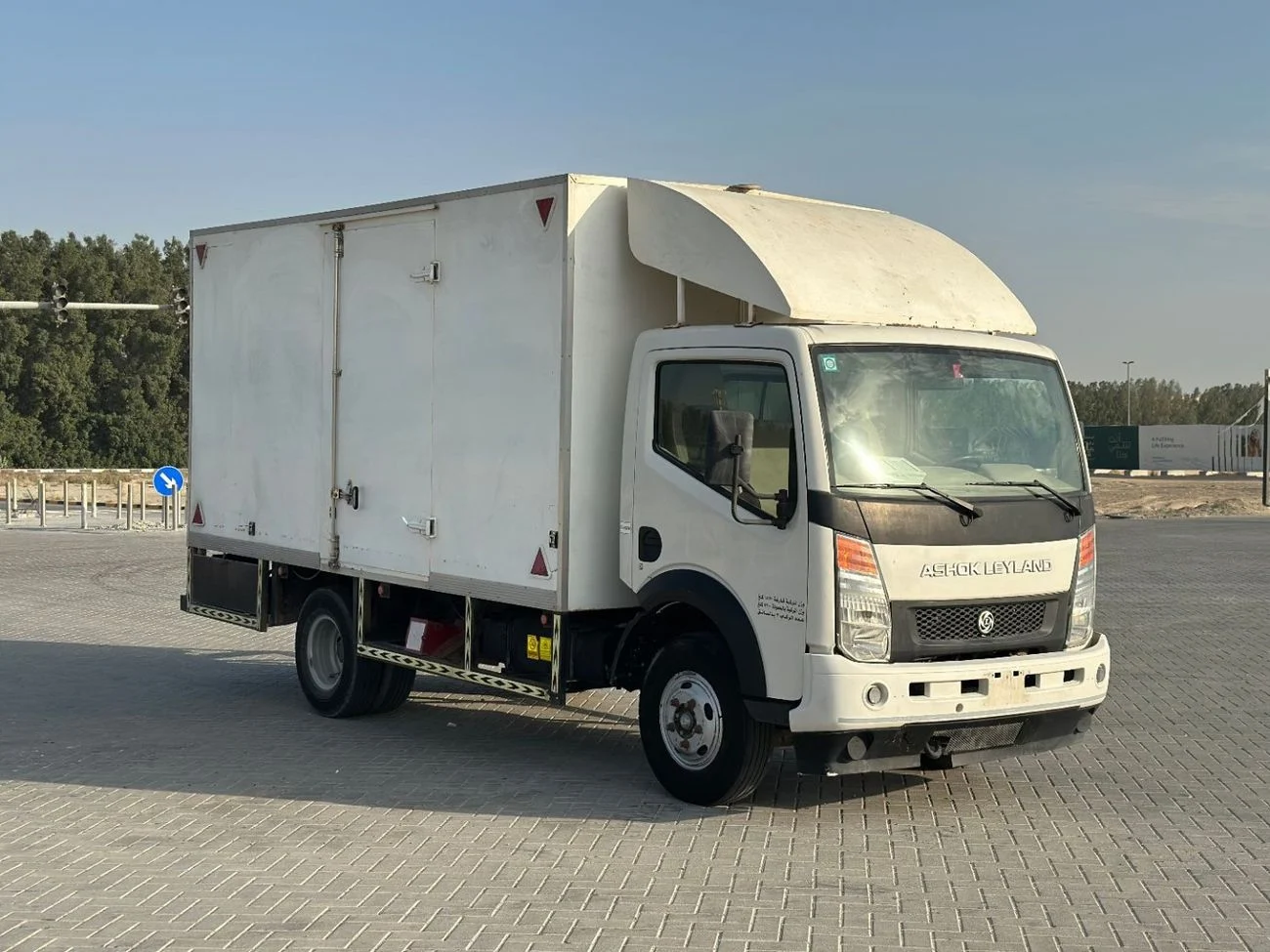 ISUZU Trucks 2010
