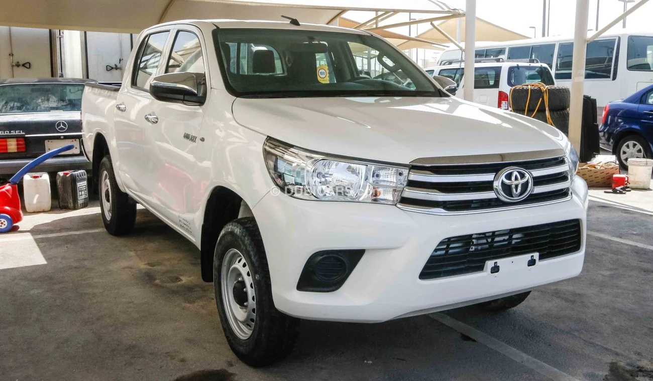 TOYOTA HILUX 2023