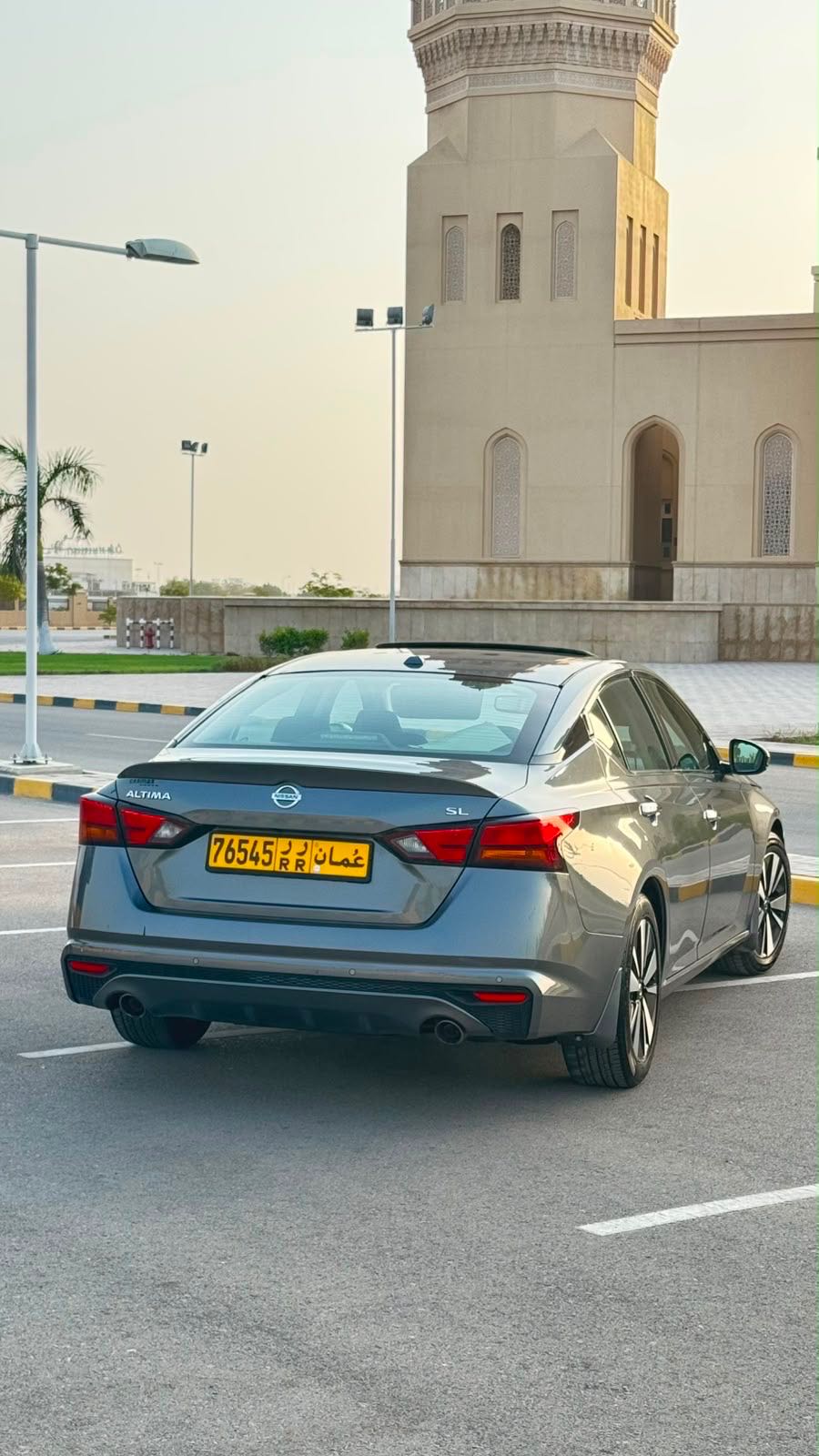Car Image 2019 NISSAN ALTIMA SL