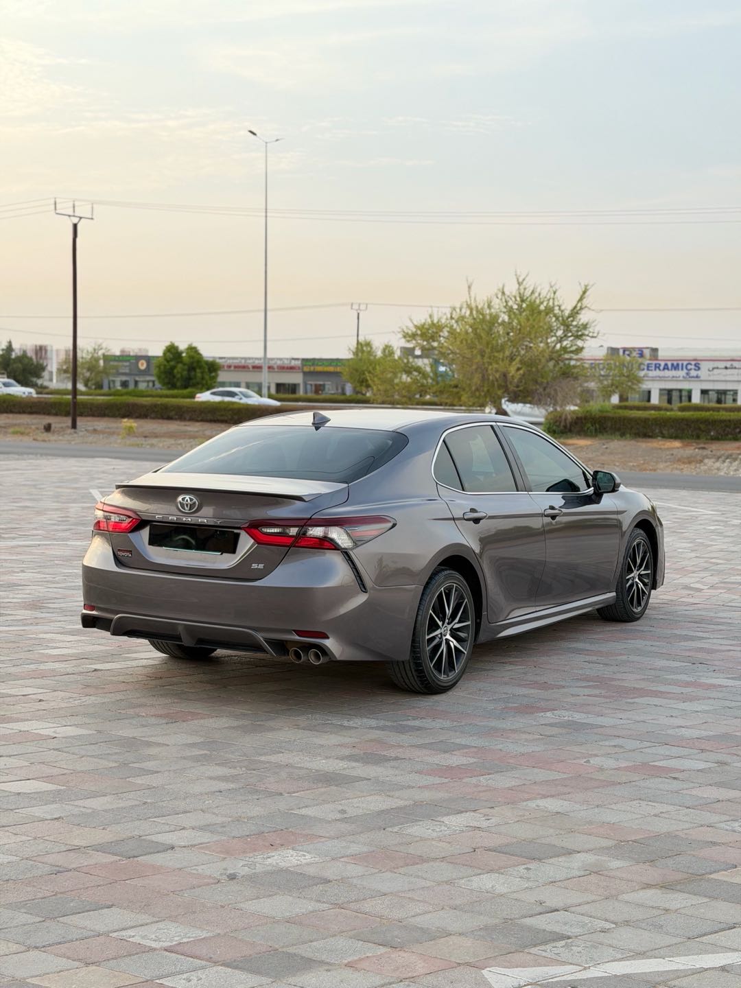 Car Image 2021 TOYOTA CAMRY SE