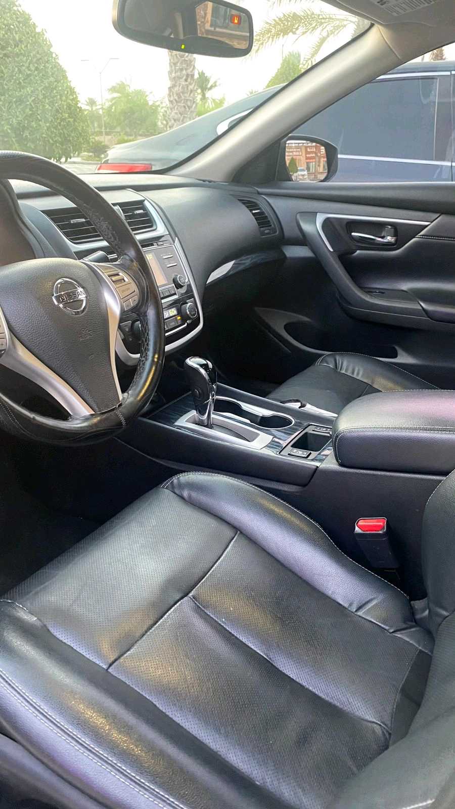 Car Image 2018 NISSAN ALTIMA SL