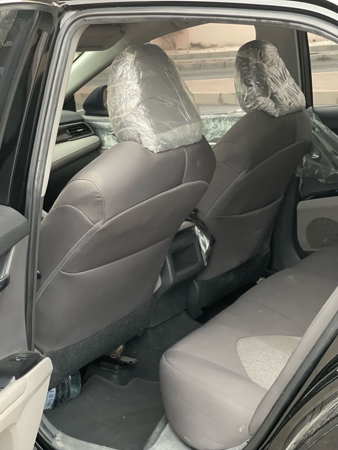 Car Image 2019 TOYOTA CAMRY LE