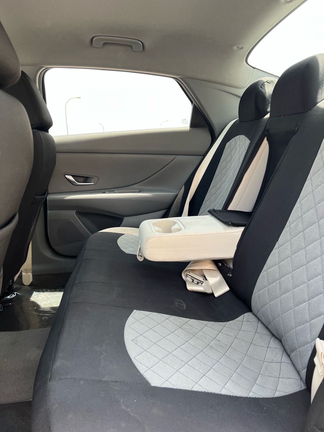 HYUNDAI ELANTRA 2024
