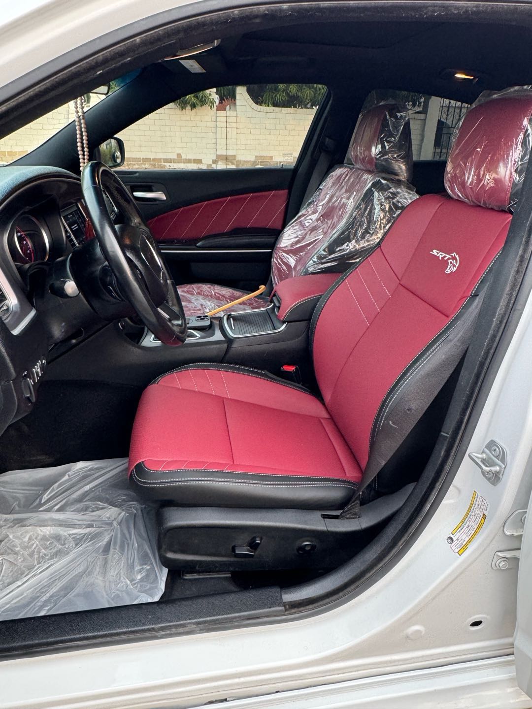 Car Image 2019 DODGE CHARGER SXT