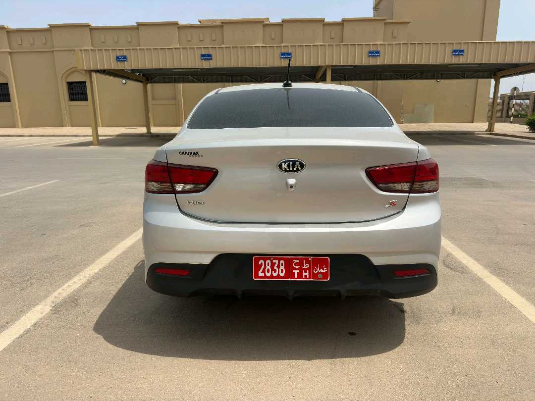كيا ريو 2021