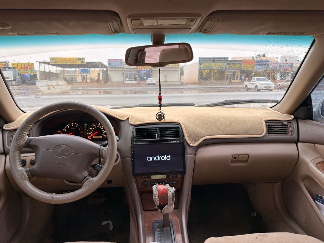 Car Image 2001 LEXUS ES 300