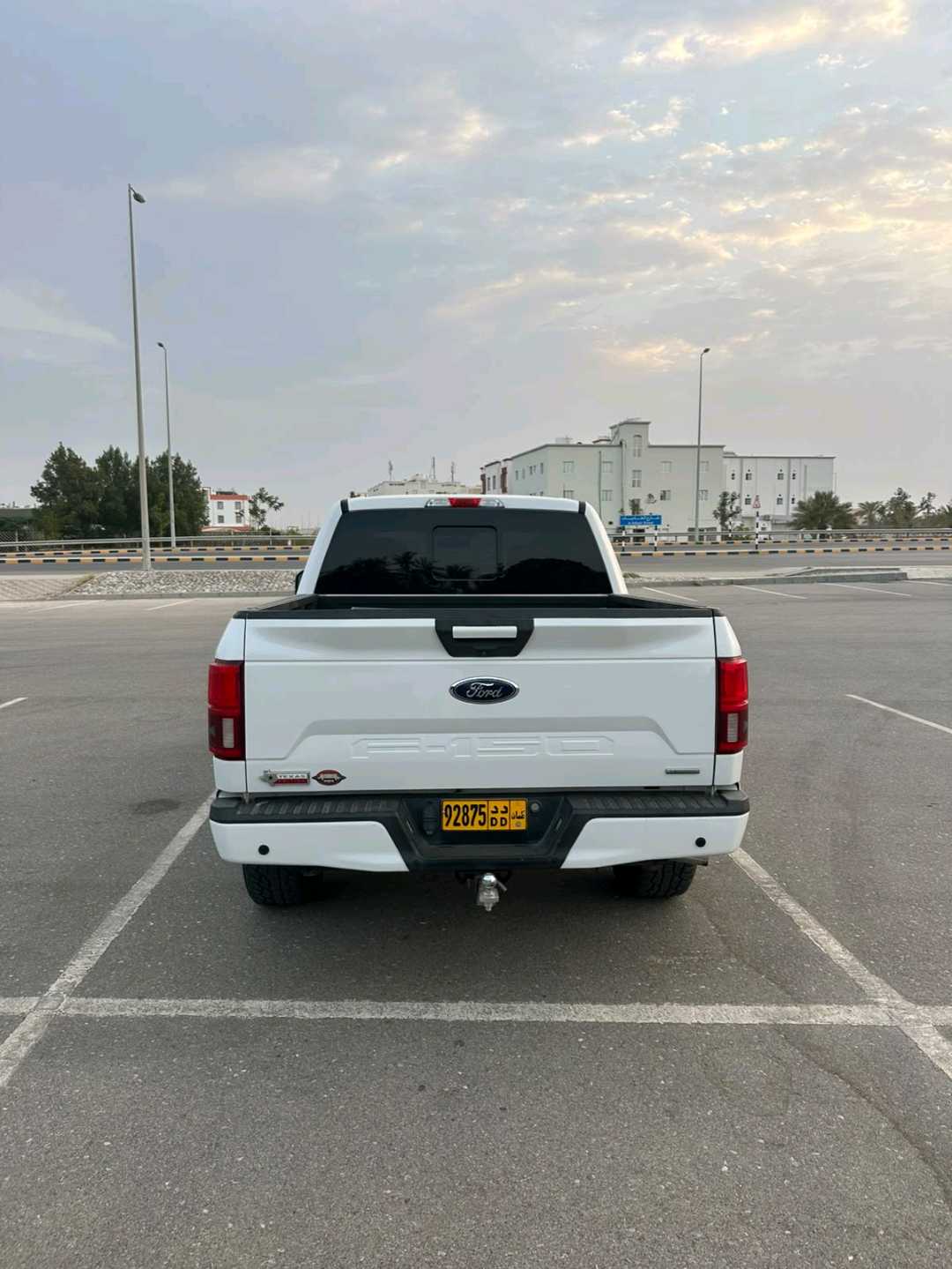 Car Image 2018 FORD F-150 Platinum