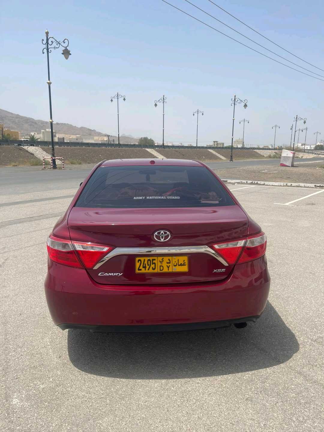 Car Image 2015 TOYOTA CAMRY XSE