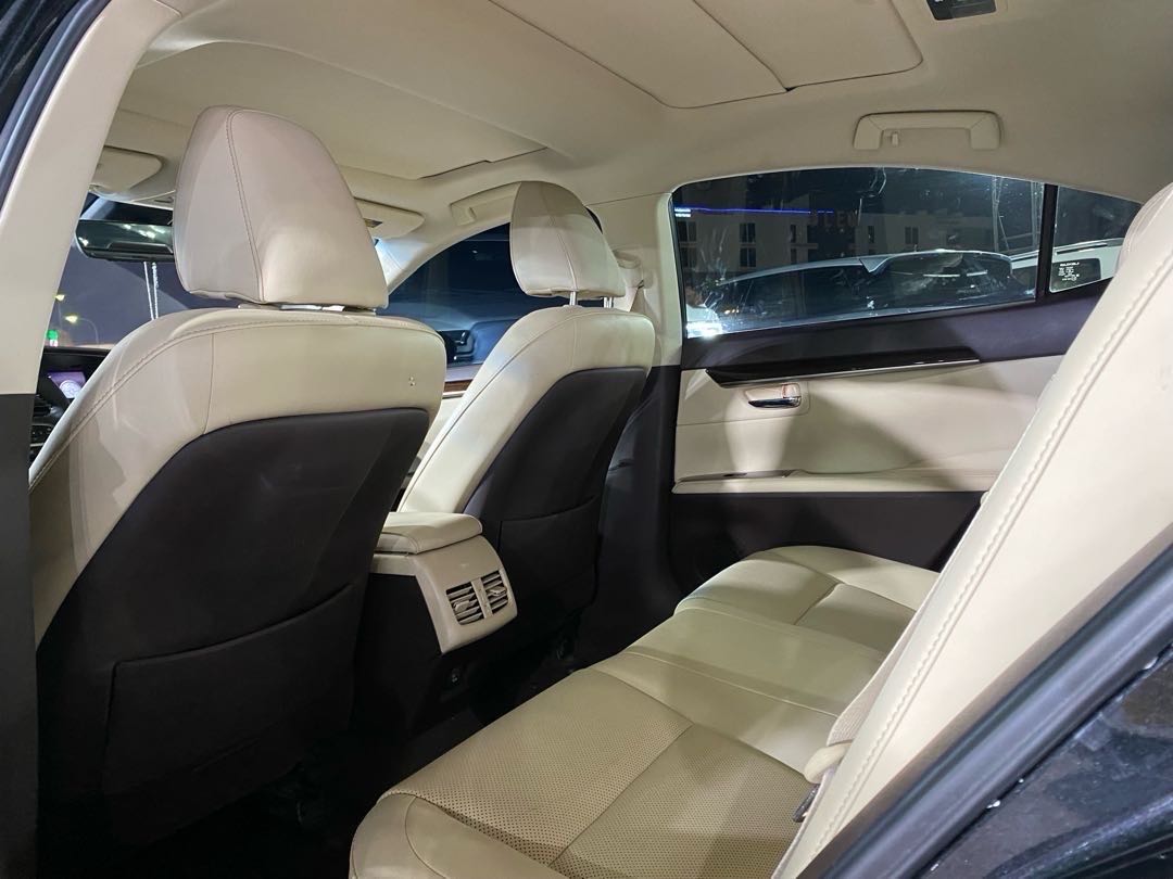 Car Image 2018 LEXUS ES 350