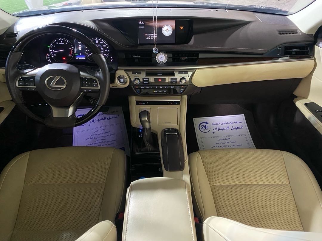 Car Image 2018 LEXUS ES 350