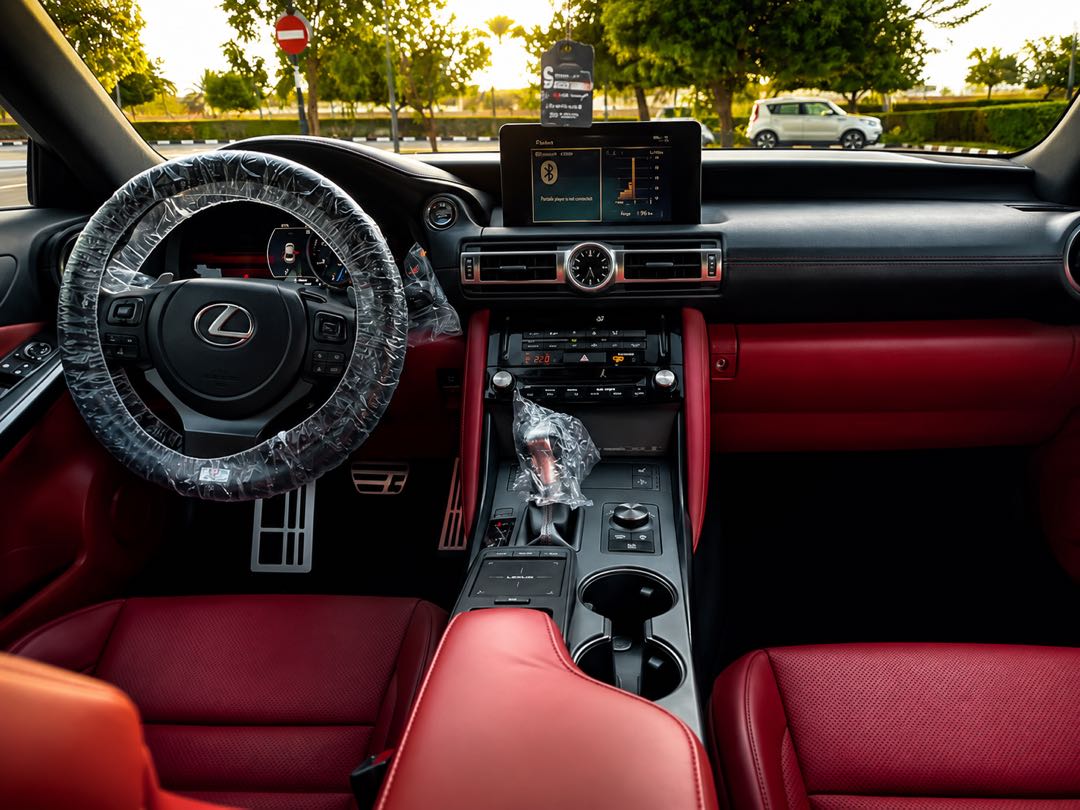 LEXUS IS 2022