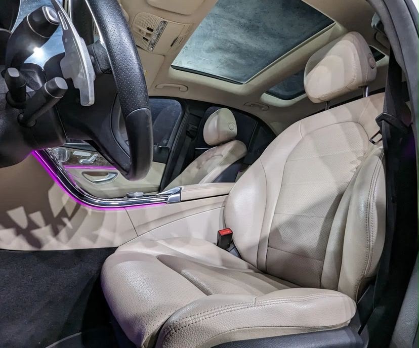 Car Image 2017 MERCEDES C Class 300