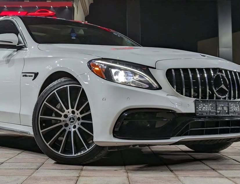 Car Image 2017 MERCEDES C Class 300