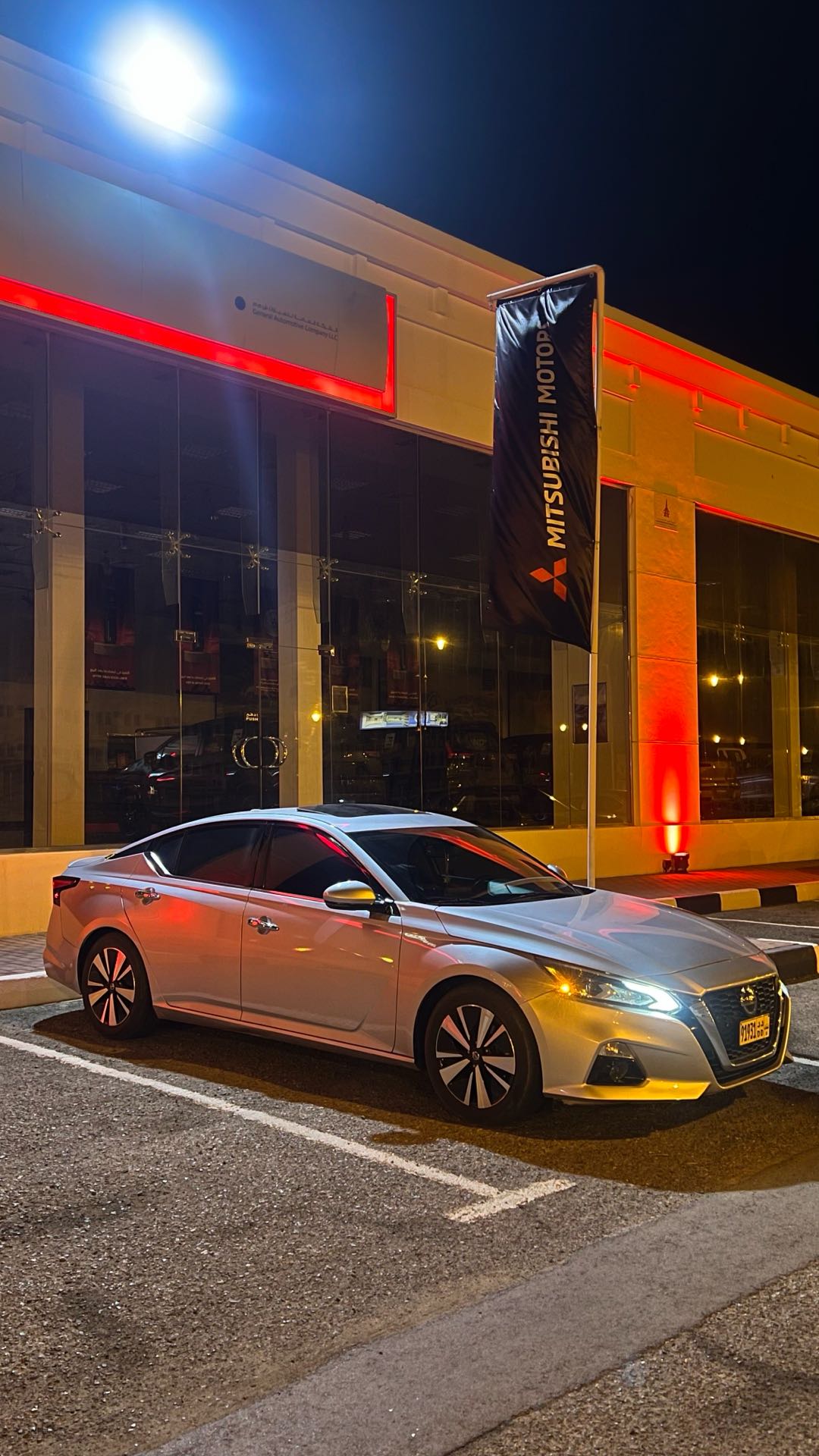 Car Image 2019 NISSAN ALTIMA SL