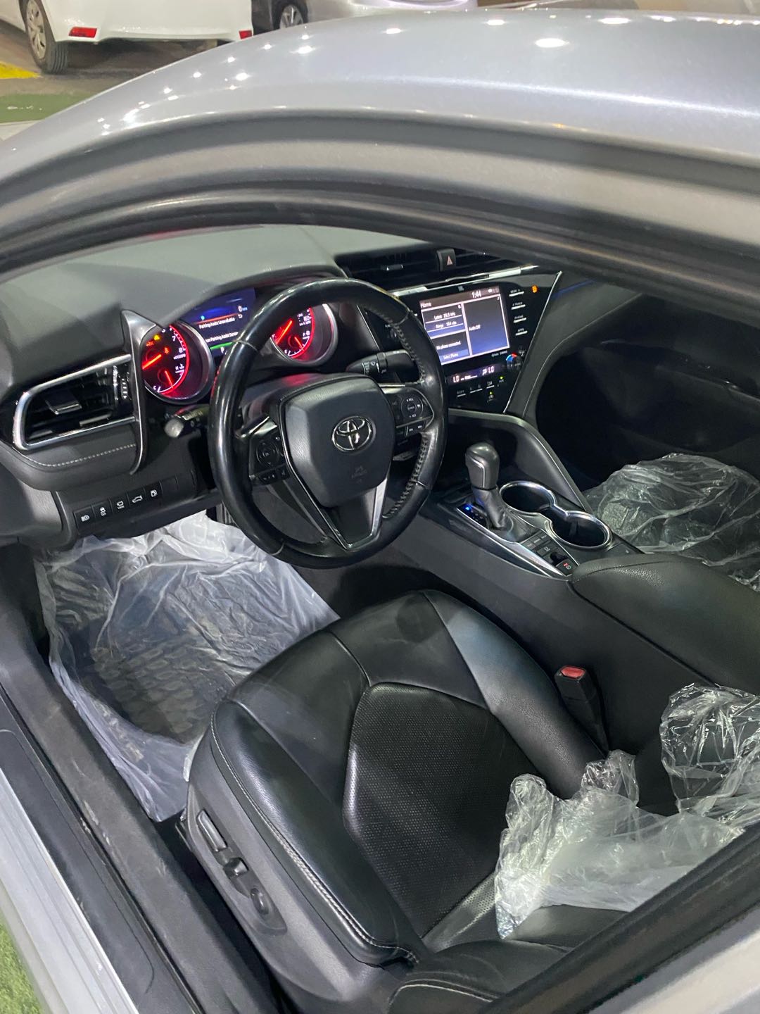 Car Image 2018 TOYOTA CAMRY XSE