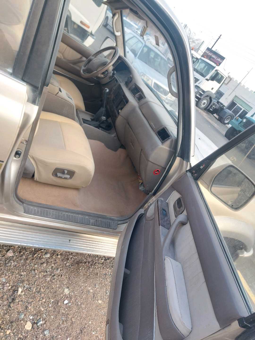 Car Image 1997 TOYOTA LAND CRUISER VX.R