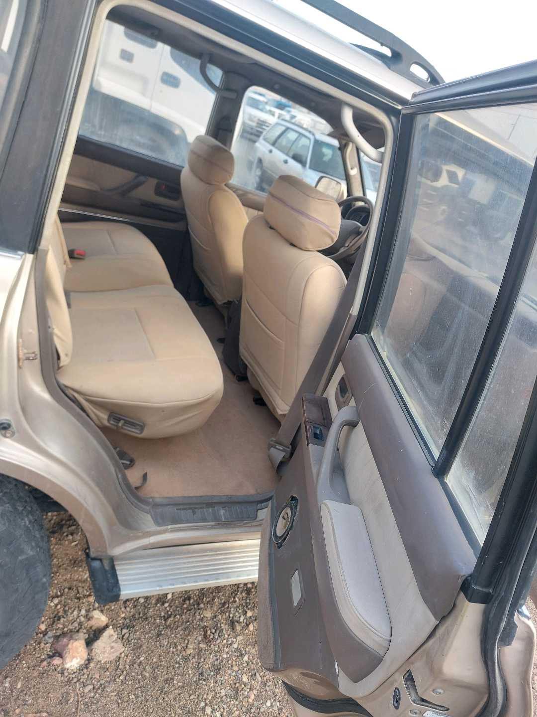 Car Image 1997 TOYOTA LAND CRUISER VX.R
