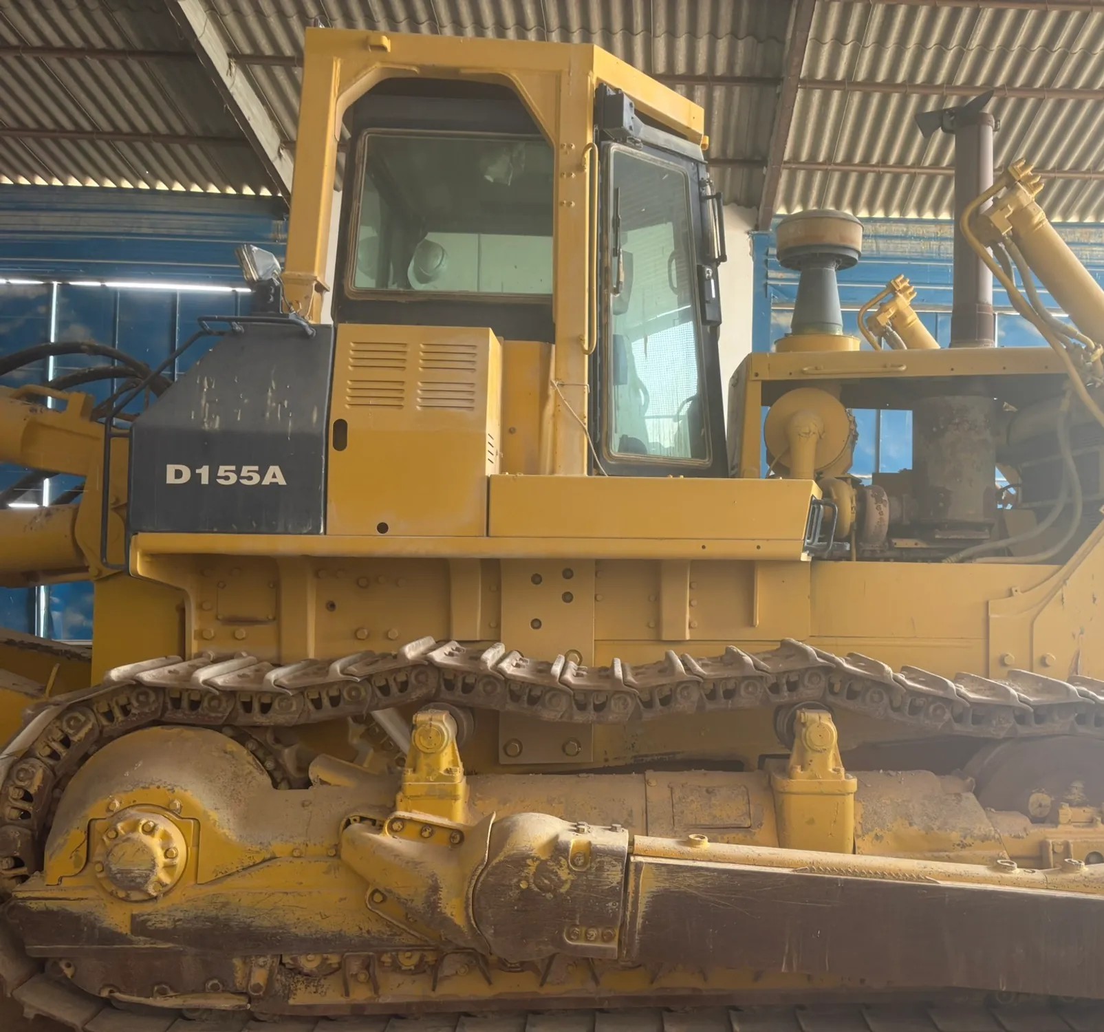 كوماتسو D65 2008
