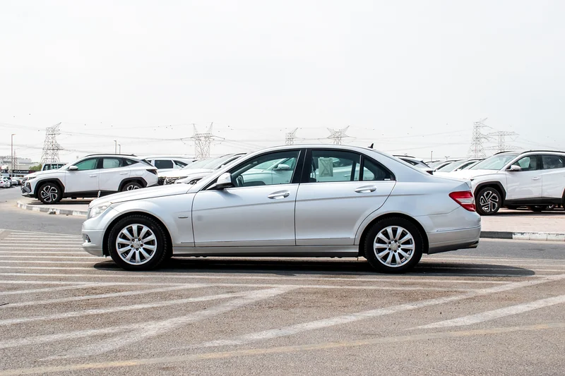 Car Image 2008 MERCEDES C Class 250