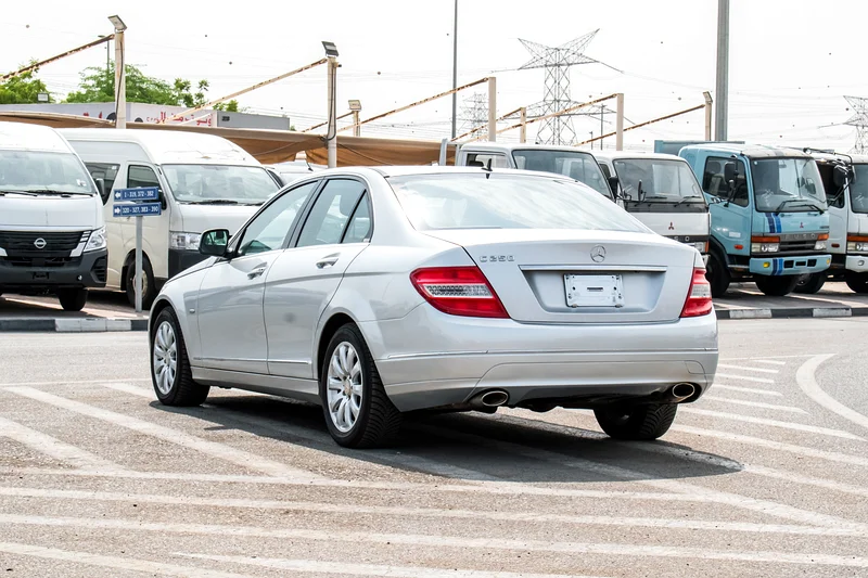 Car Image 2008 MERCEDES C Class 250