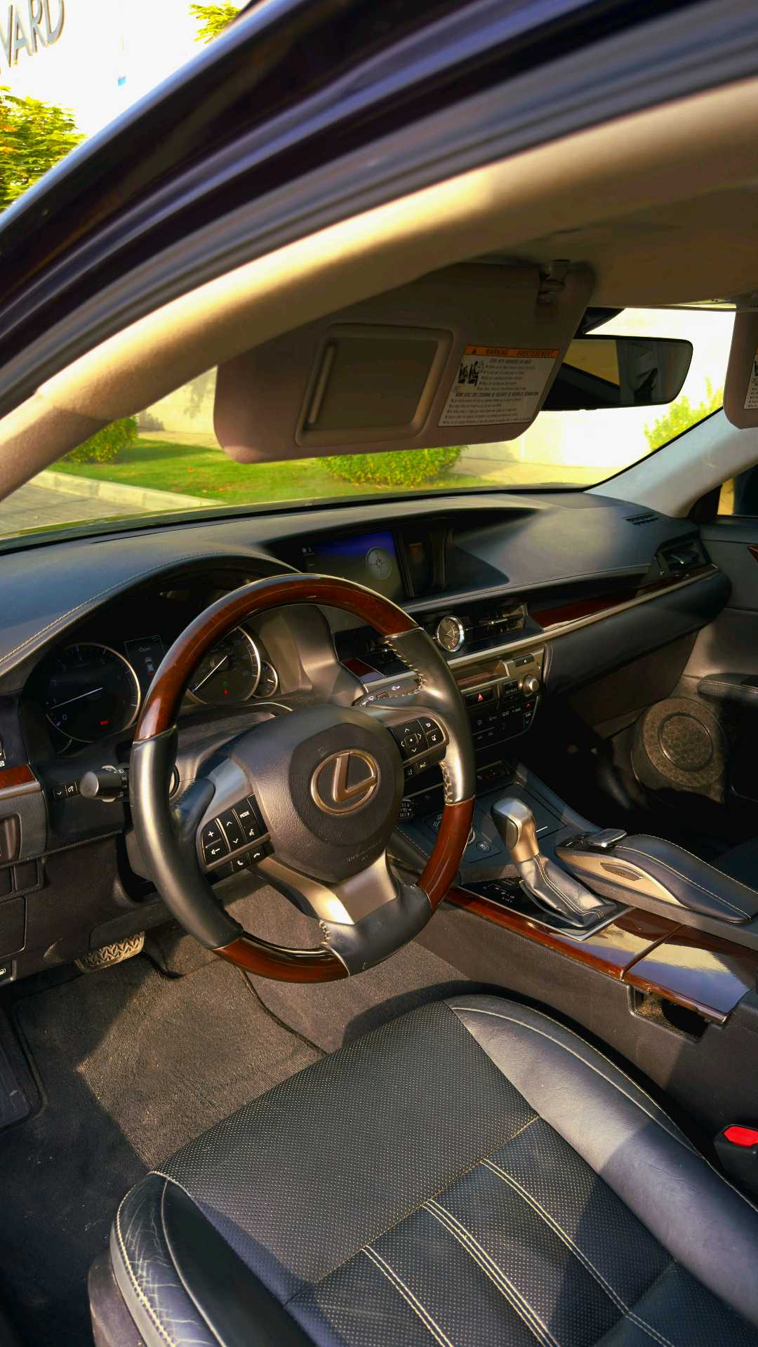 Car Image 2018 LEXUS ES 350