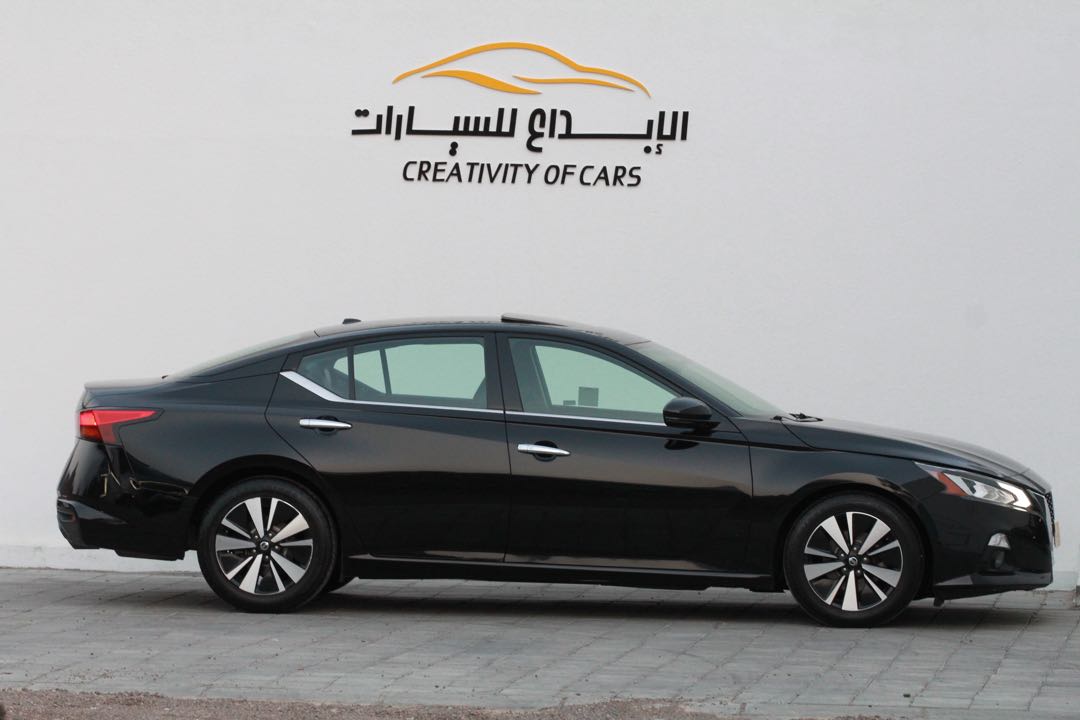 Car Image 2019 NISSAN ALTIMA SL