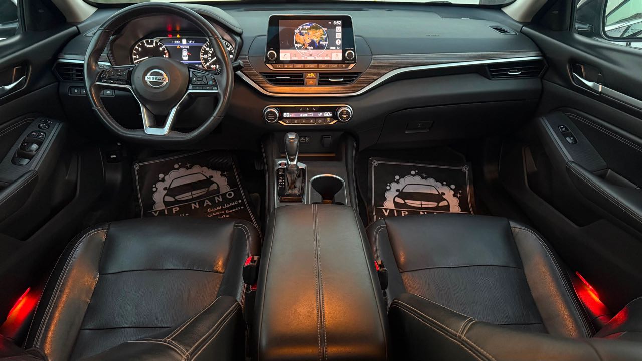 Car Image 2019 NISSAN ALTIMA SL