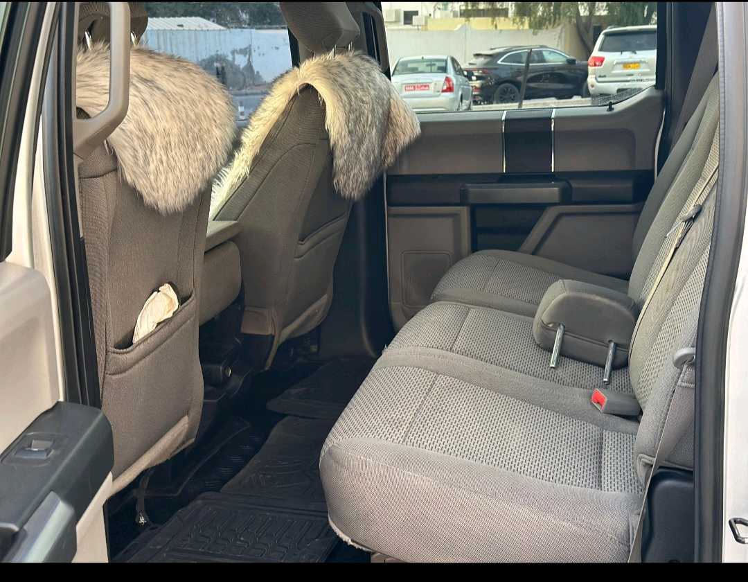 Car Image 2018 FORD F-150 XLT