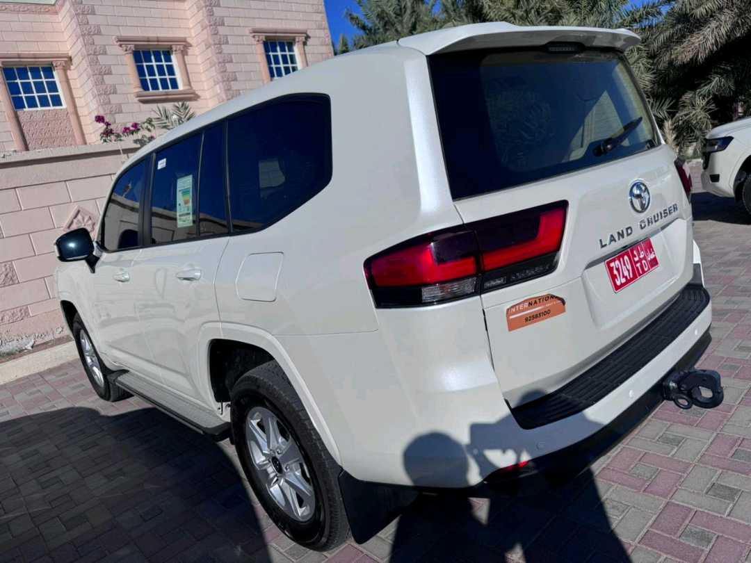TOYOTA LAND CRUISER 2024