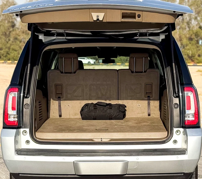Car Image 2020 GMC YUKON SLE