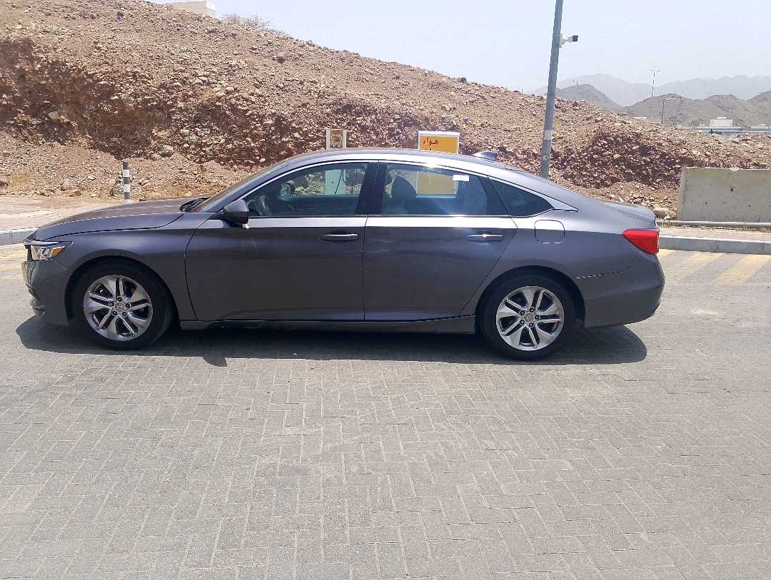 Car Image 2018 HONDA ACCORD EX