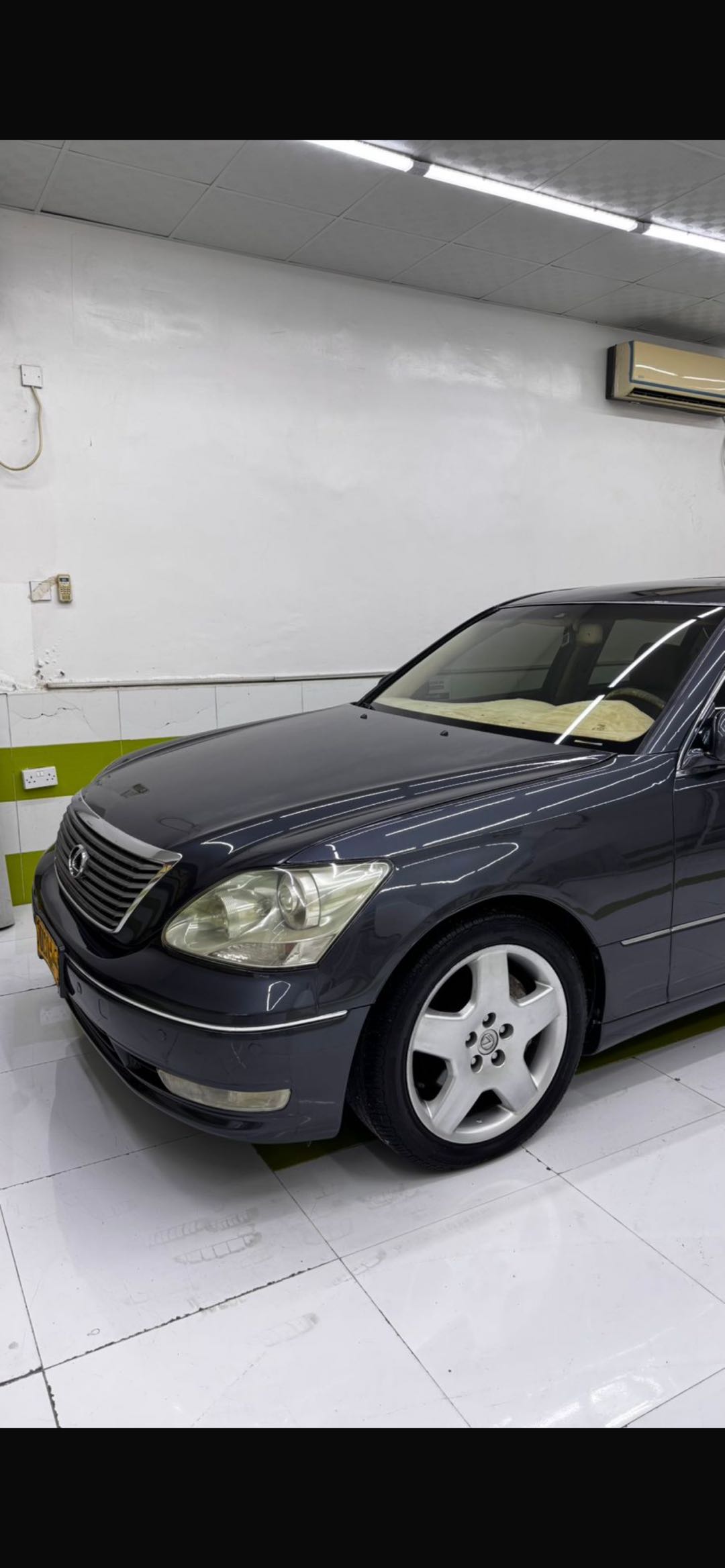 Car Image 2004 LEXUS LS 430