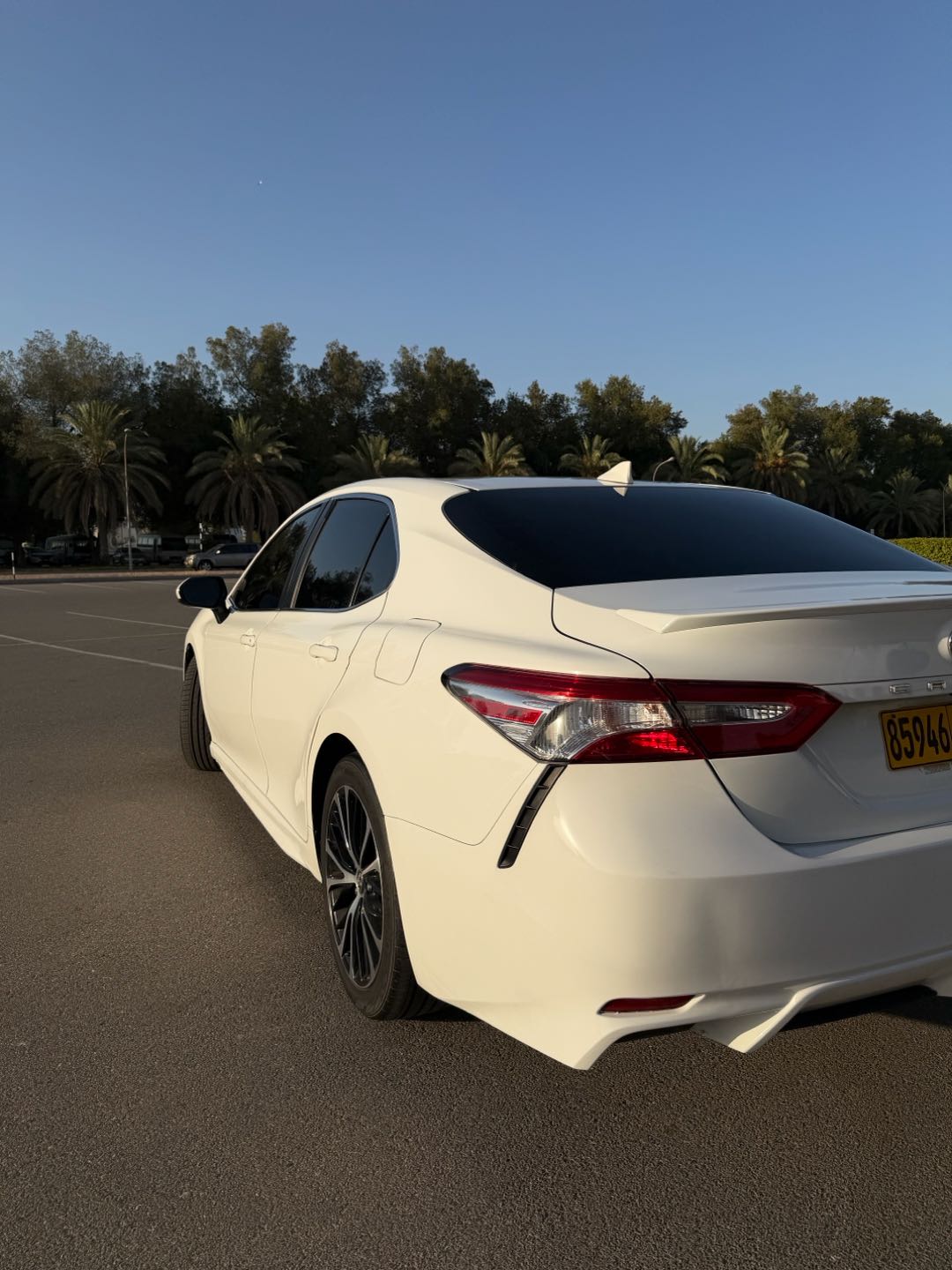 Car Image 2020 TOYOTA CAMRY SE