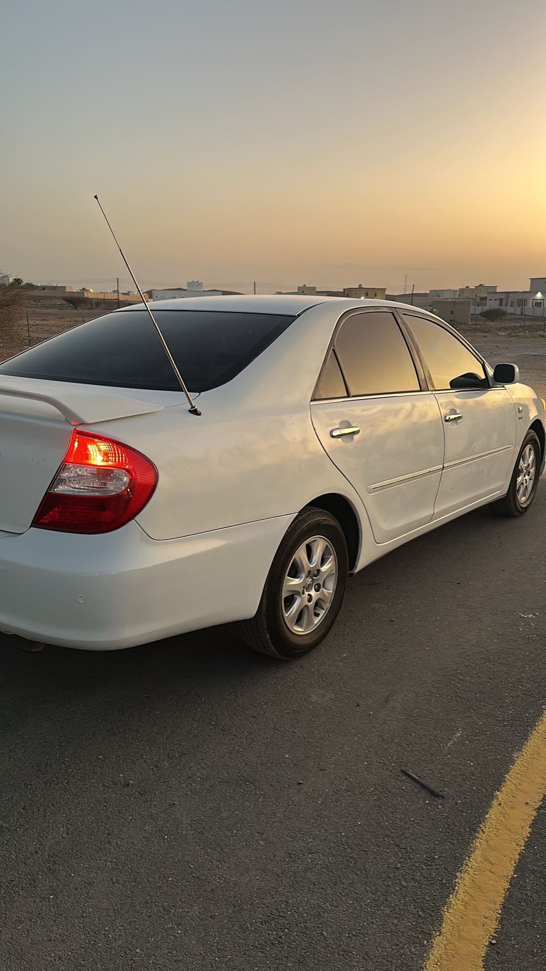 Car Image 2003 TOYOTA CAMRY GLE