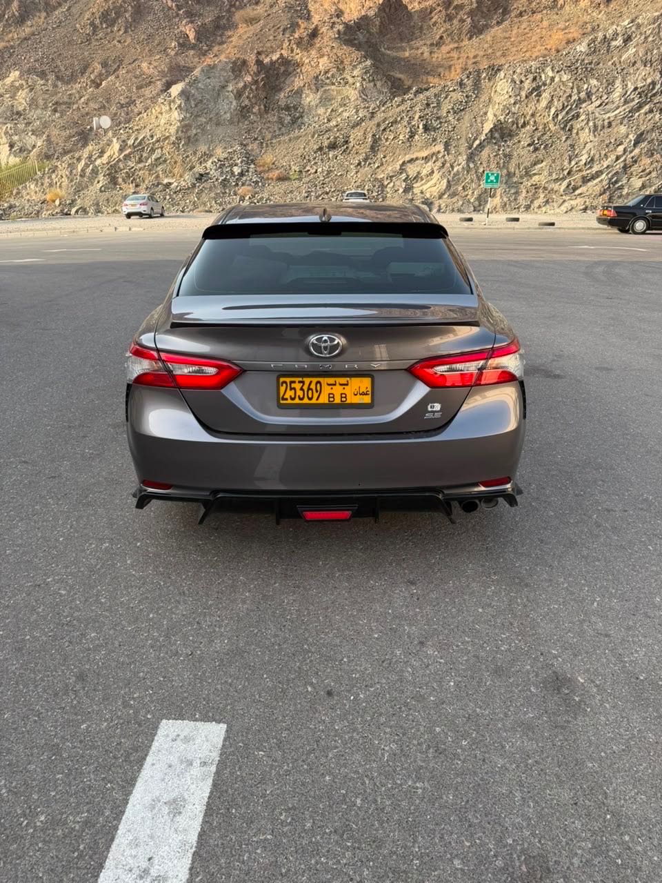 Car Image 2019 TOYOTA CAMRY SE