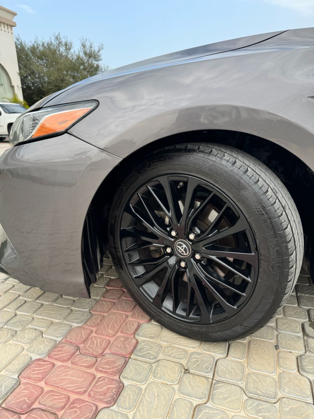 Car Image 2019 TOYOTA CAMRY SE