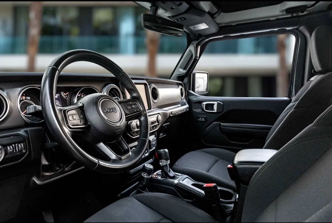 Car Image 2018 JEEP WRANGLER JK
