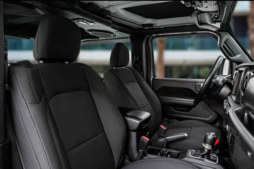 Car Image 2018 JEEP WRANGLER JK