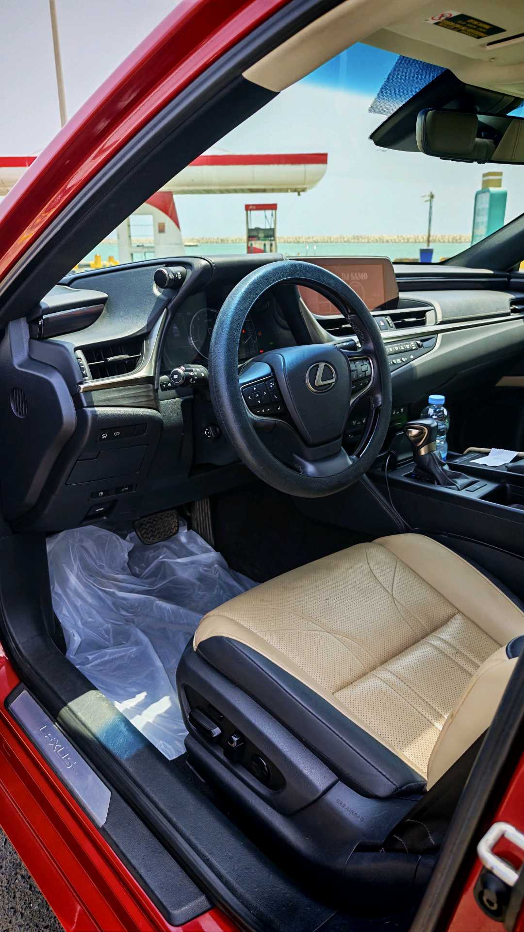Car Image 2019 LEXUS ES Ultra Luxury