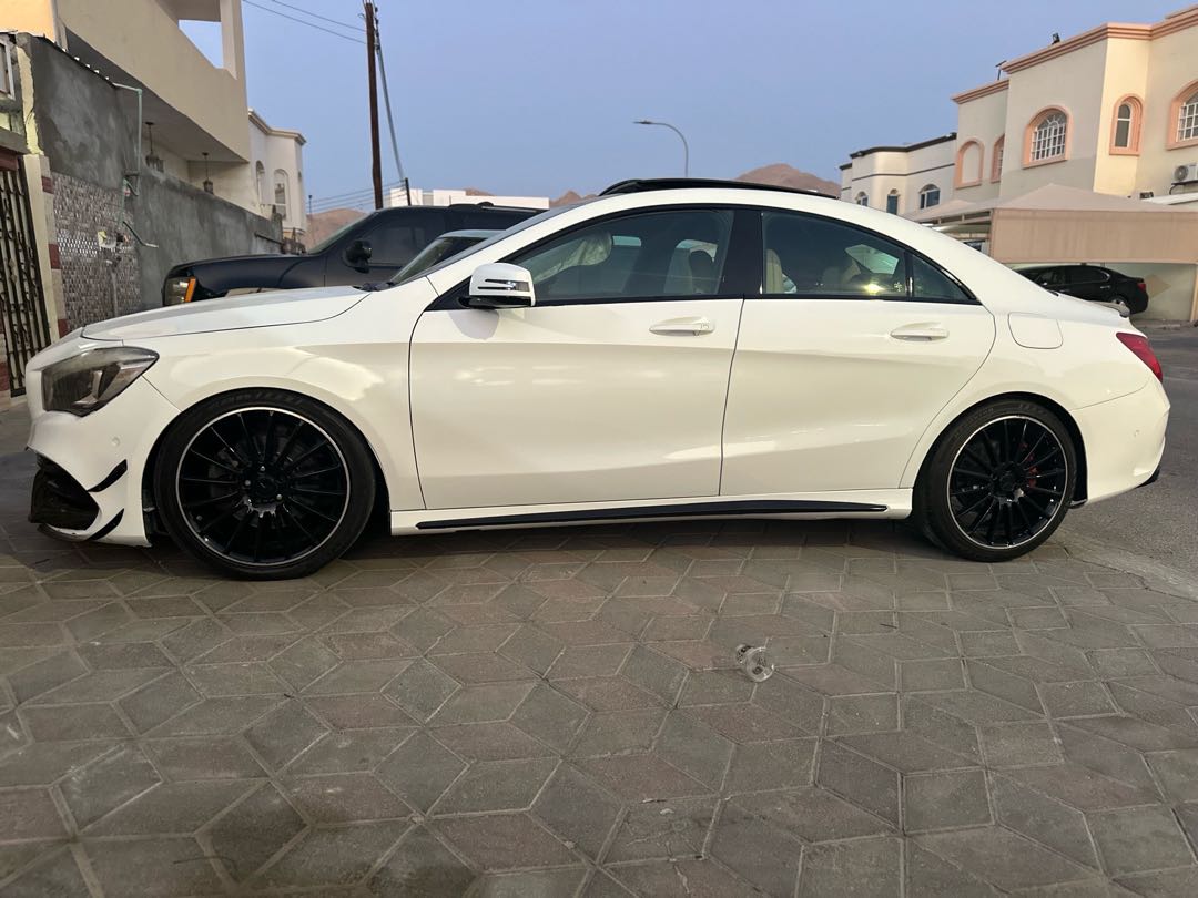 Car Image 2014 MERCEDES CLA CLASS 