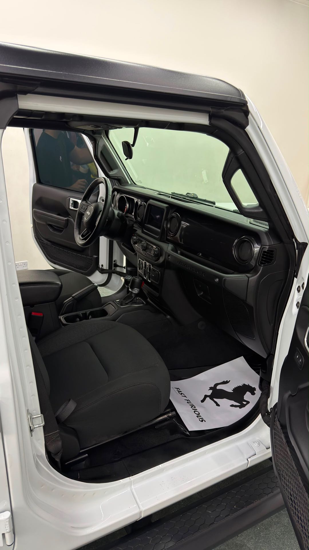 Car Image 2021 JEEP WRANGLER Sport