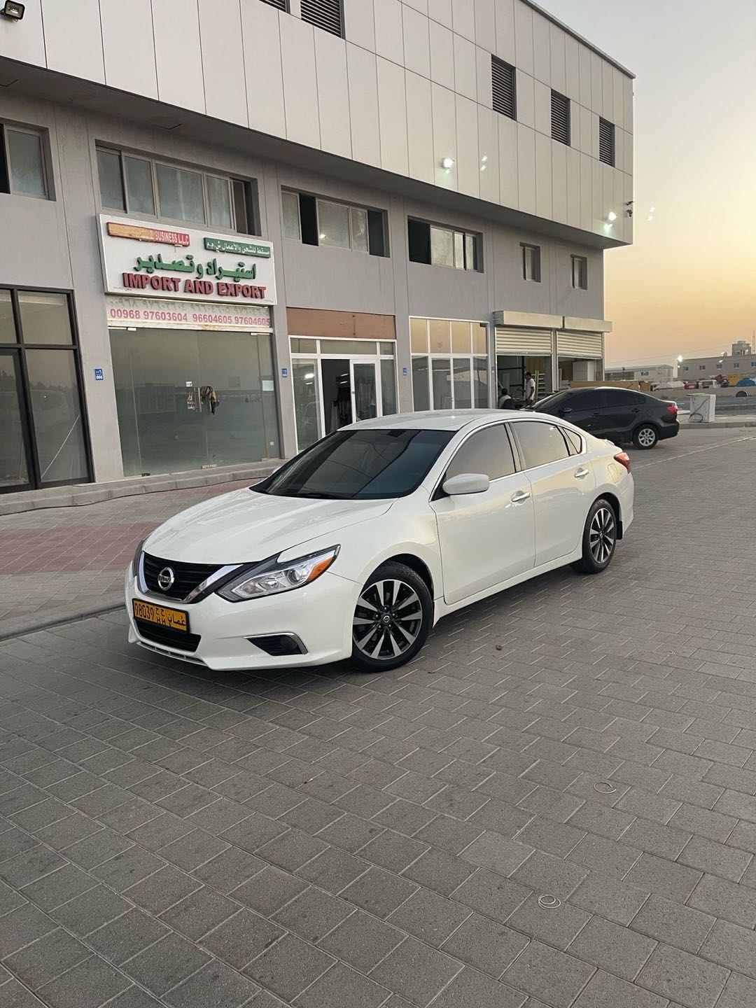 Car Image 2017 NISSAN ALTIMA SV